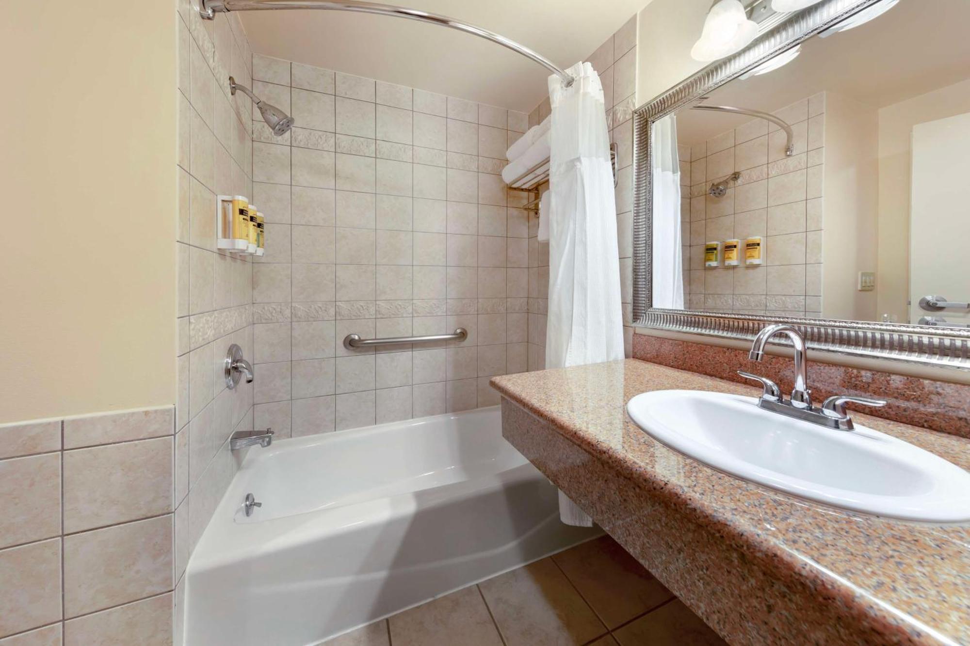 Best Western Plus Country Park Hotel Tehachapi Εξωτερικό φωτογραφία