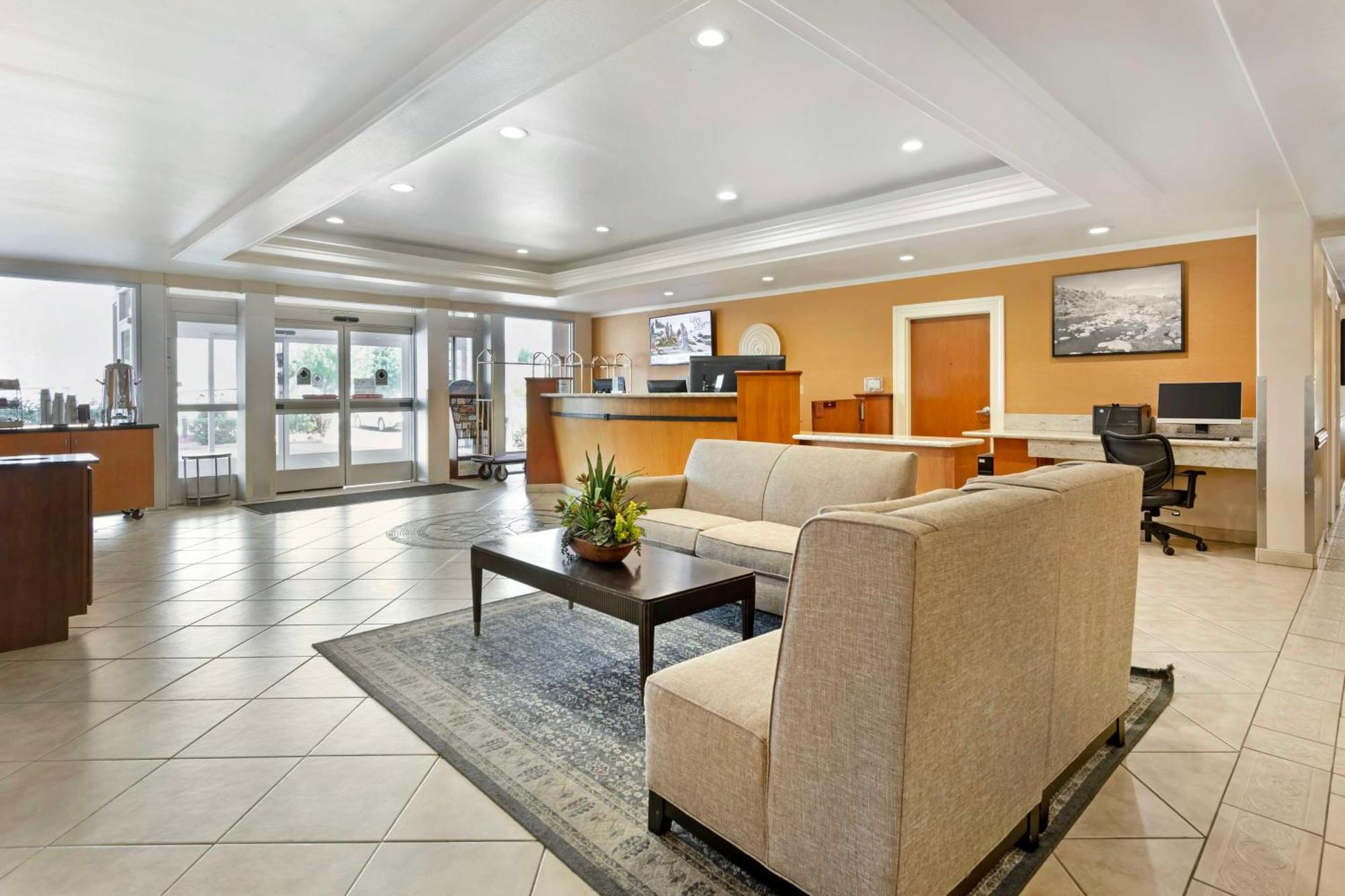 Best Western Plus Country Park Hotel Tehachapi Εξωτερικό φωτογραφία
